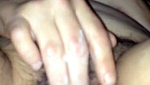 Big Creamy Pussy Explodes In Orgasm!!