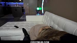 Cocking In Kitchen With - Nicole Aniston