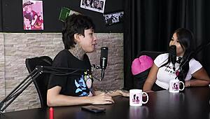 She offers her pussy first, hating casual sex, never tried virtual - DJ Rafa Loira and Mateus Hwang in sheer red.