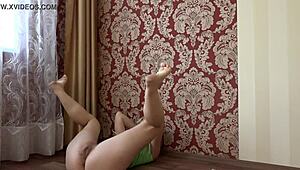 Amateur Photo Shoot Reveals Hairy Pussy and Juicy Booty