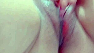 Fingering My Wet Pussy And Cumming