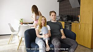 we're havin' sex while my big booty girlfriend cooks lunch 😏