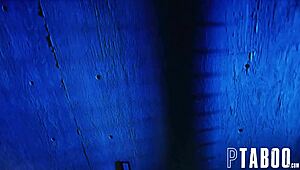 Intimni POV z majhno 18+ najstnico Anna Claire Clouds in Seth Gamble