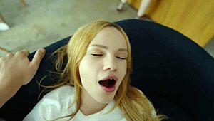 we're havin' sex while my big booty girlfriend cooks lunch 😏