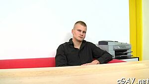 Lelaki gay panas main oral dan dubur ghairah