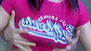 Amazing fun sex in the bathroom with my best friend!