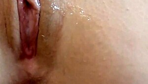 Close up and personal amateur action with creampie