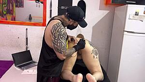 Tattoo artist copies anita's design on my ass