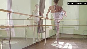 Just saw incredibly hot gymnast Inessa stretching like a pro at the gym.