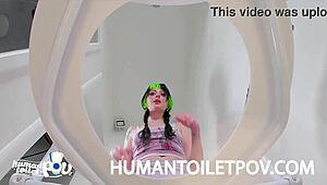 Hej, jsi připravený být teď mojí lidskou toaletou?