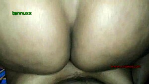 Desi Bhabhi Joins Group Fun with Amateur Massage Girl in Action