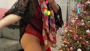 mature latina anna maria in christmas special red lingerie
