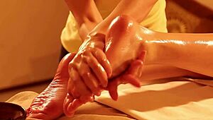 Hymen Pussy of Smesharik Gets First Lesbian Massage