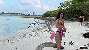 Golden shower for Katty right on the public beach