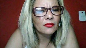 Mother and daughter share boyfriend in wild sex