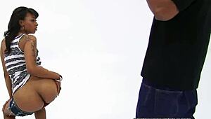 yo, black hottie porsha carrera getting her pussy pounded hard!