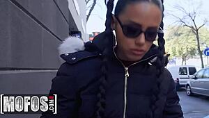 Studentka Andreina Deluxe přeskočí učení pro špatnou pauzu