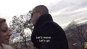 Hunt4k gentleman platí za sex s lákavou zrzavou teen lady