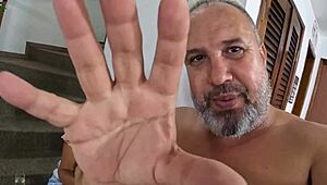 A Volta de Carol Corrales in Wild Behind-the-Scenes Latina Action