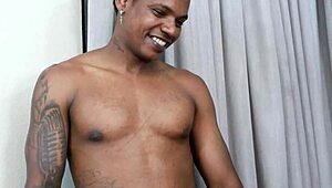 Suruba dos pirocudos bem dotados 🔥