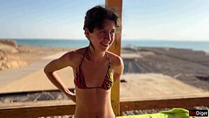 i offered a beach massage and found a wild whore