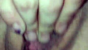 This homemade amateur wife masturbates in traffic, cumming while getting off on being seen