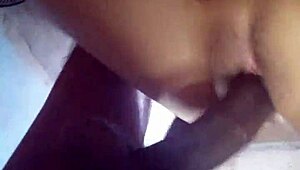 Istri Cuckold Nikmatin Pacar dengan Kontol Hitam Besar Setiap Hari