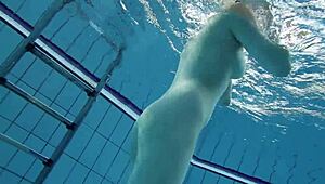 lada poleshuk does underwater pool show with big tits