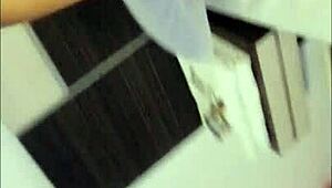 لاتينية كولومبية هاوية تستمتع بنيك طيز عنيف ومص في ستايل هنتاي