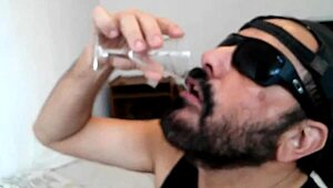 Harvesting Male Nectar Passionately