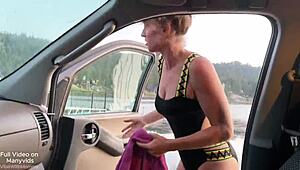 Madrasta com Grandes Tetas Pegada em Ação Rude ao Ar Livre Coberta de Porra