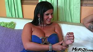 Mofozo Com - Real Amateur Homemade Video with 19-Year-Old Blonde