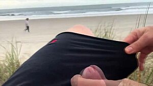 มิลฟ์การ์ตูนเย็ดตูดกลางแจ้ง POV ดึงควยใหญ่พ่อออกจากตูดสิ คนมองดู