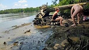 thick wife becky tailorxxx gets fucked hard in mud!