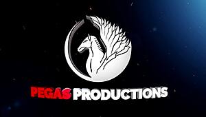 Pourquoi pas découvrir Hanna Paige en 360 degrés avec Pegas Productions ?