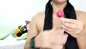 Wow, Chica Masturbates Through Panties in Wild Solo Action!