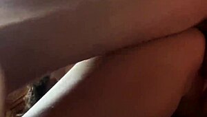 Madrasta com Grandes Tetas Pegada em Ação Rude ao Ar Livre Coberta de Porra