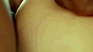 Wow, remaja berpayudara besar pengen BBC gede itu!