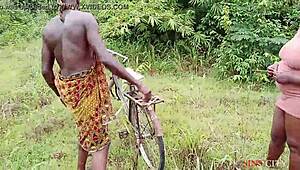 Okonkwo Lifts Village Slay Queen, Fucks Her Hard Outdoor