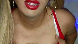 Ahoj, viděl jsi tu sexy namaľovanou travesti v plné kráse?