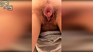 Look At This Wet Dripping Creamy Pussy 😏