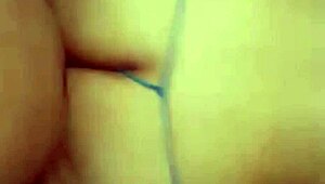 Seksikäs latinalainen kypsä nautiskii villistä webcam-aksiosta