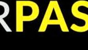 Tatuado Dakota Payne se la chupa antes de follada gay interracial