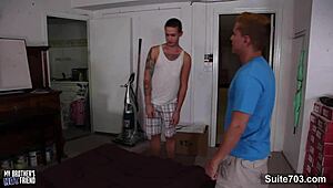 Gays sexys follando pollas gordas, mamando y corriéndose