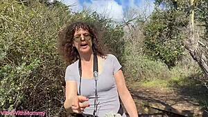 Stemor Sjokkerer med Vill Ferie Sengeinvitasjon