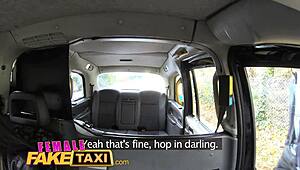 По дяволите, момче от фалшив такси печели с гореща брюнетка!