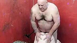 Novinha Enjoys Rough Gay Armpit Fucking