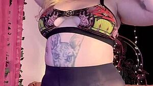 Masturbation In Black Pantyhose With Heels And Nylon