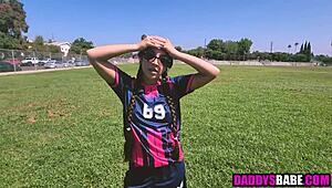 omg, i got fucked by step dad... didnt mean to, sry! im just a teen in glasses...