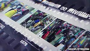 Jestem shoplyfter Emma Hix młoda 18+ blondyna podskakuje na kutasie oficera w pracy